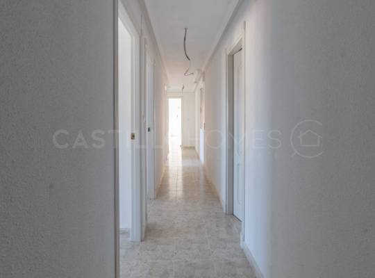 Segunda mano - Apartamento - San Miguel de Salinas - Pueblo