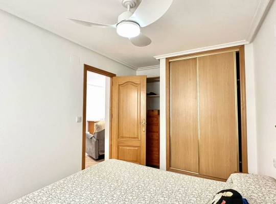 Segunda mano - Apartamento - Torrevieja - Centro