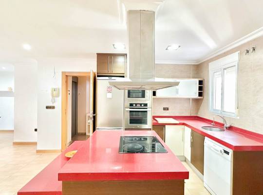 Segunda mano - Apartamento - Torrevieja - Centro