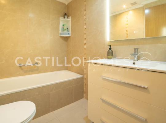 Segunda mano - Apartamento - Torrevieja - Centro