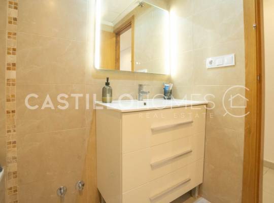 Segunda mano - Apartamento - Torrevieja - Centro