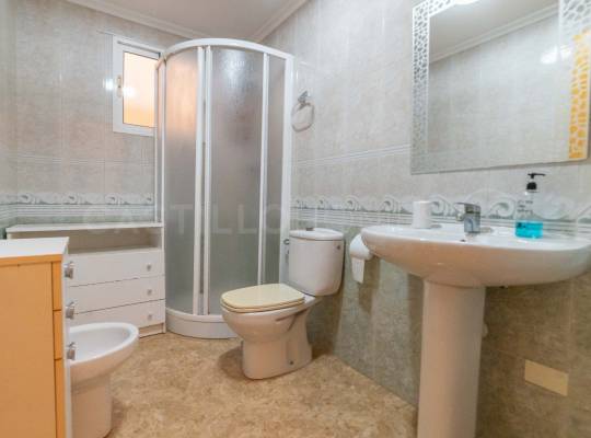 Segunda mano - Apartamento - Torrevieja - El Acequión - Los Náufragos