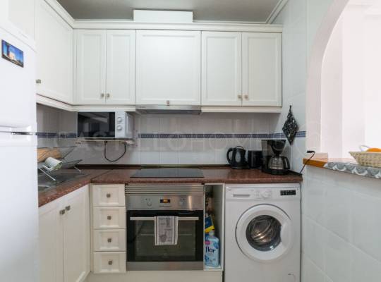 Segunda mano - Apartamento - Torrevieja - El Acequión - Los Náufragos