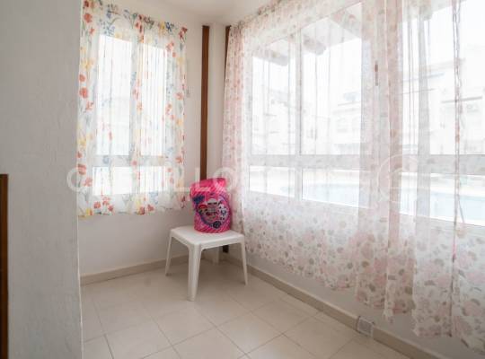 Segunda mano - Apartamento - Torrevieja - El Acequión - Los Náufragos