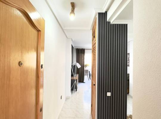 Segunda mano - Apartamento - Torrevieja - Nueva Torrevieja - Aguas Nuevas