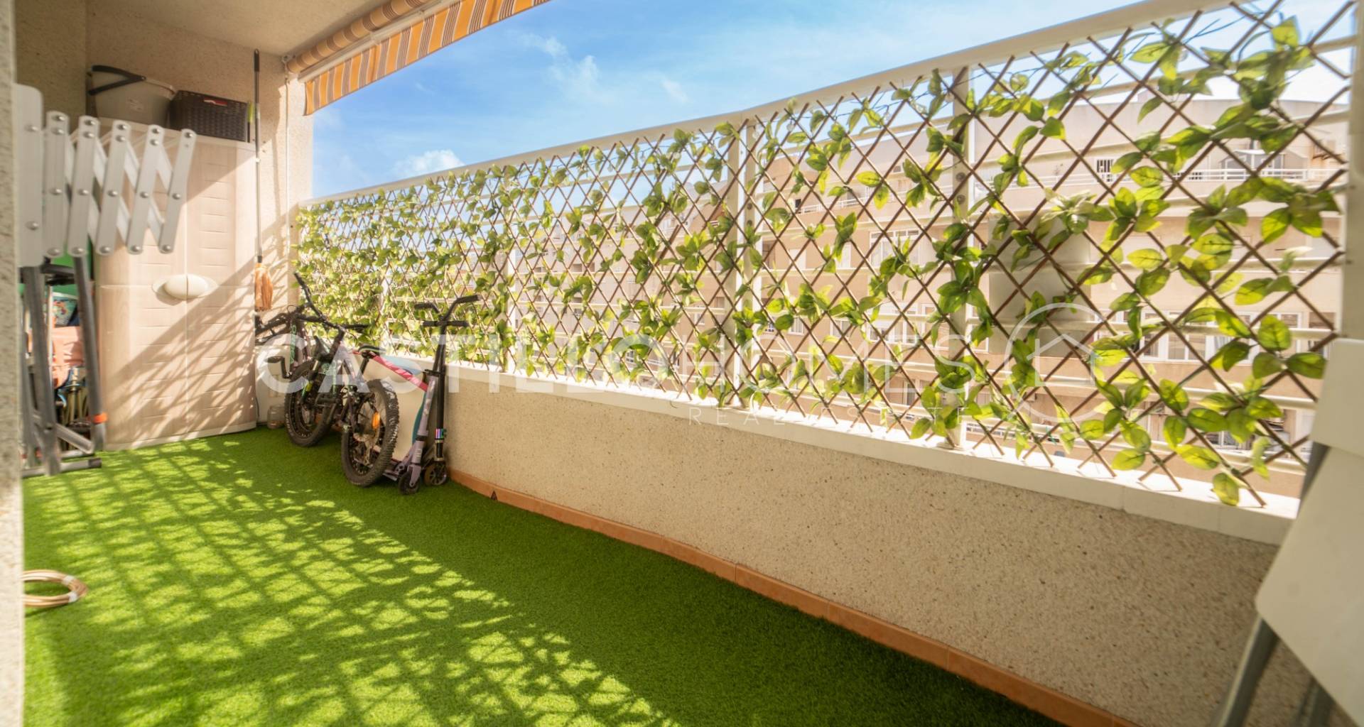 Segunda mano - Apartamento - Torrevieja - Sector 25