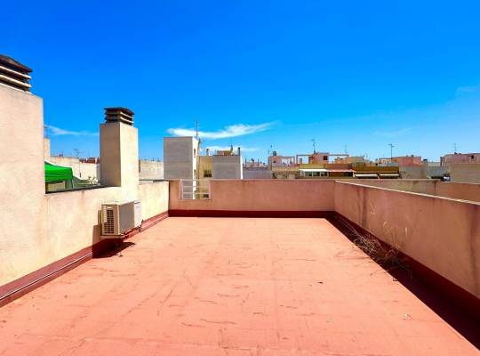 Segunda mano - Ático - Torrevieja - Centro