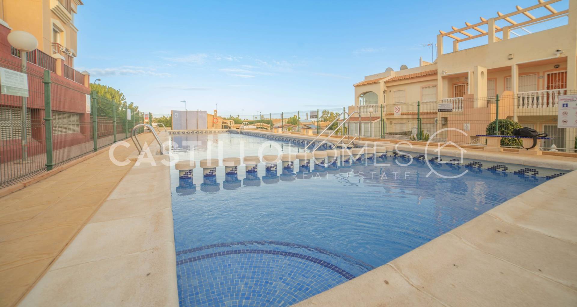 Segunda mano - Bungalow - Orihuela Costa - La Florida