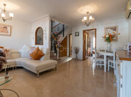 Segunda mano - Bungalow - Torrevieja - Aguas Nuevas