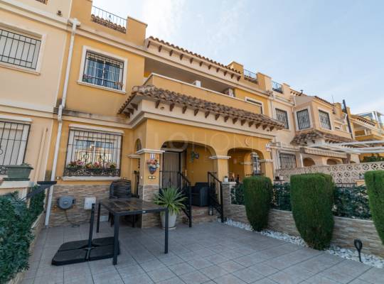 Segunda mano - Bungalow - Torrevieja - Aguas Nuevas