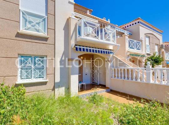 Segunda mano - Bungalow - Torrevieja - Altos de la Bahía