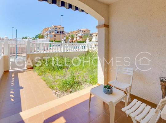 Segunda mano - Bungalow - Torrevieja - Altos de la Bahía