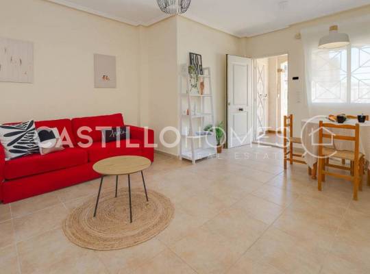 Segunda mano - Bungalow - Torrevieja - Altos de la Bahía