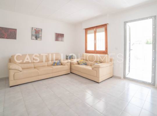Segunda mano - Bungalow - Torrevieja - El Chaparral