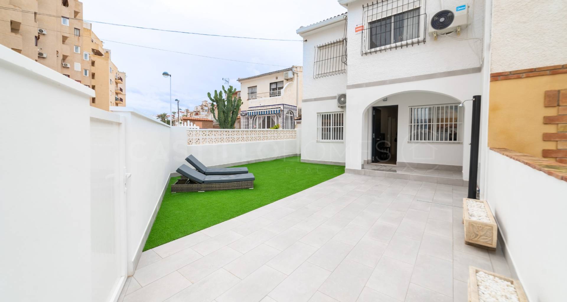Segunda mano - Bungalow - Torrevieja - La Mata
