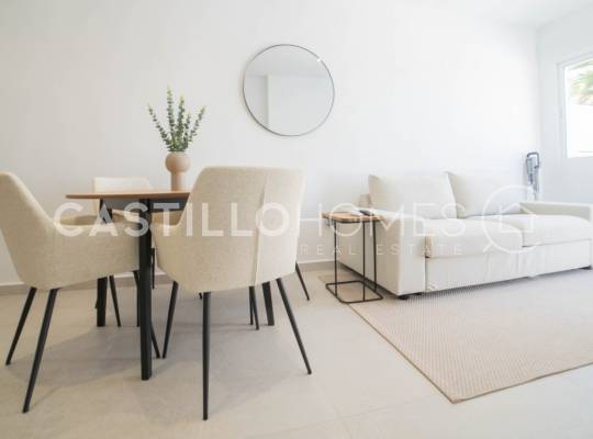 Segunda mano - Bungalow - Torrevieja - Los Balcones