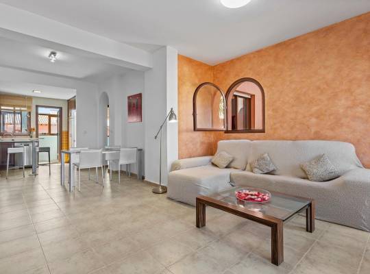 Segunda mano - Bungalow - Torrevieja - Nueva Torrevieja - Aguas Nuevas