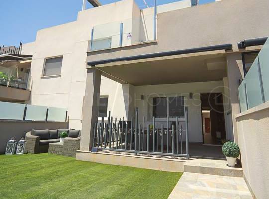 Segunda mano - Bungalow - Torrevieja - Nueva Torrevieja - Aguas Nuevas