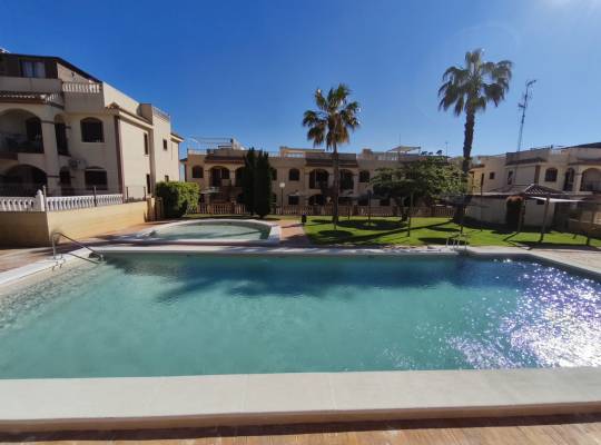 Segunda mano - Bungalow - Torrevieja - Sector 25