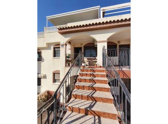Segunda mano - Bungalow - Torrevieja - Sector 25