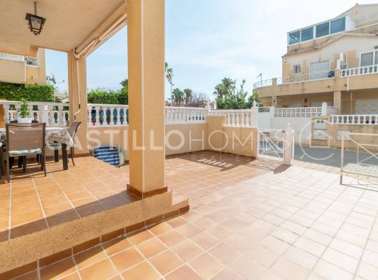 Segunda mano - Bungalow - Torrevieja - Torretas
