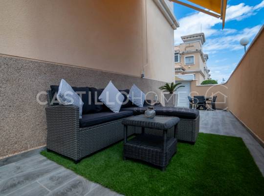 Segunda mano - Casa adosada - Orihuela Costa - Villamartín