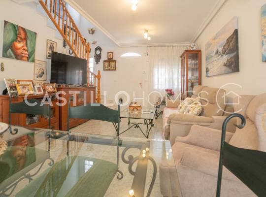 Segunda mano - Casa adosada - Torrevieja - Aguas Nuevas