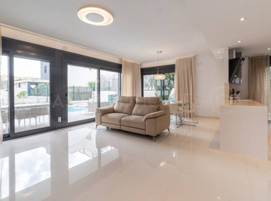 Segunda mano - Chalet - Orihuela Costa - Campoamor