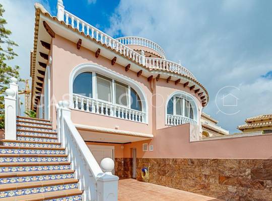 Segunda mano - Chalet - Orihuela Costa - La Zenia