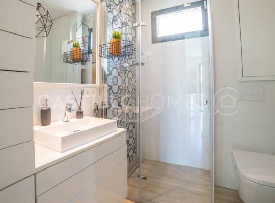 Segunda mano - Chalet - Orihuela Costa - La Zenia