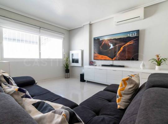 Segunda mano - Chalet - Orihuela Costa - Playa Flamenca