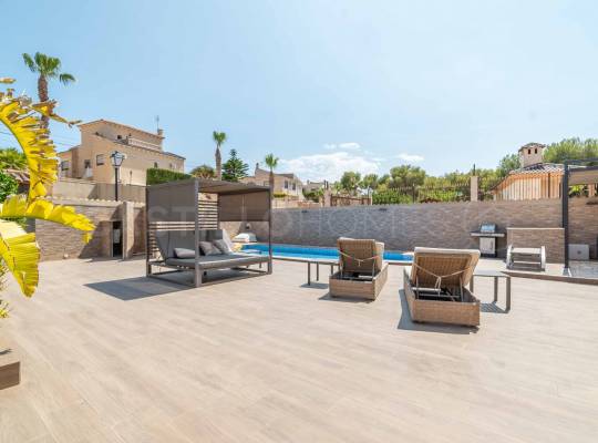 Segunda mano - Chalet - Orihuela Costa - Villamartín