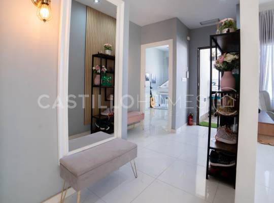 Segunda mano - Chalet - Orihuela Costa - Villamartín