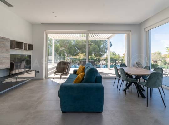 Segunda mano - Chalet - Orihuela - Las Colinas Golf