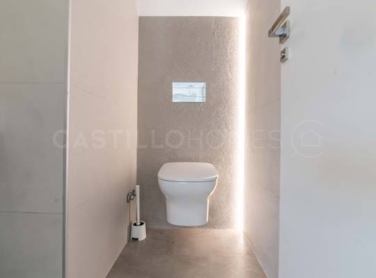 Segunda mano - Chalet - Orihuela - Las Colinas Golf