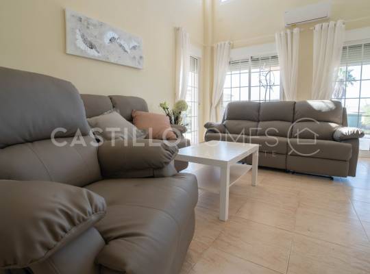 Segunda mano - Chalet - San Fulgencio - Urb. La Marina