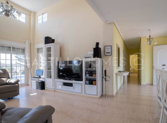 Segunda mano - Chalet - San Fulgencio - Urb. La Marina