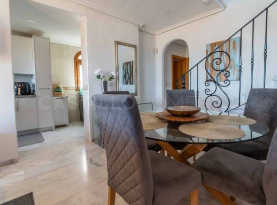 Segunda mano - Chalet - San Miguel de Salinas