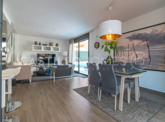 Segunda mano - Chalet - Torrevieja - Aguas Nuevas 1