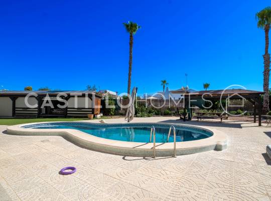 Segunda mano - Chalet - Torrevieja - El Chaparral