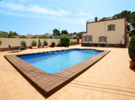 Segunda mano - Chalet - Torrevieja - Los Balcones