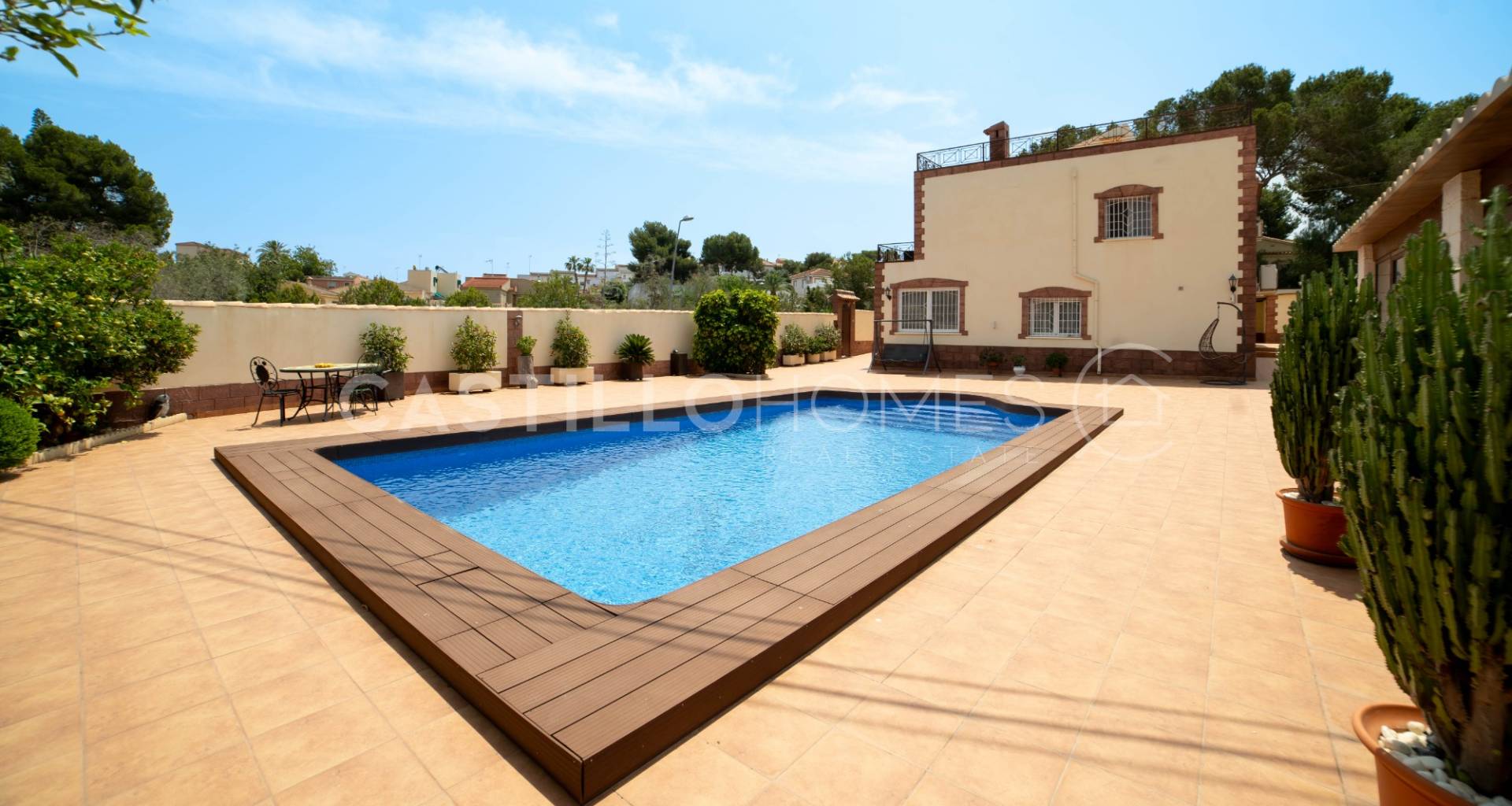 Segunda mano - Chalet - Torrevieja - Los Balcones