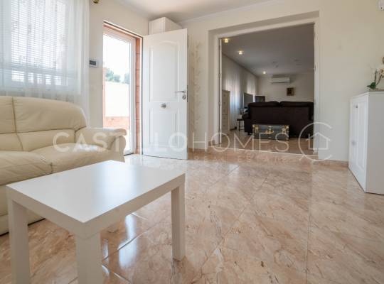 Segunda mano - Chalet - Torrevieja - Los Balcones