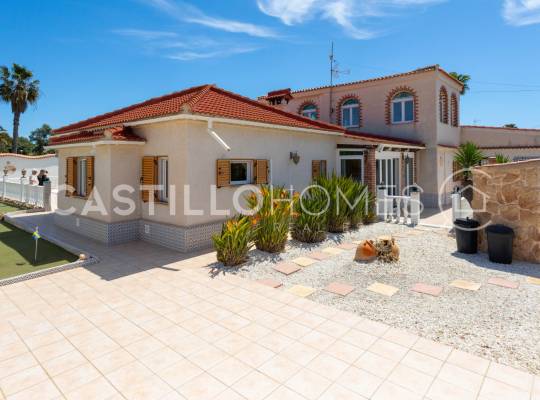 Segunda mano - Chalet - Torrevieja - Torreta Florida