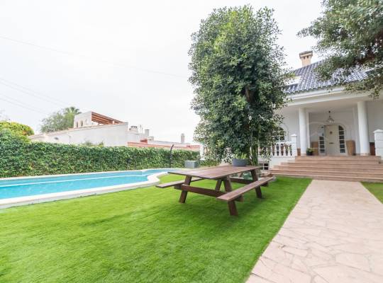 Segunda mano - Chalet - Torrevieja - Torreta Florida