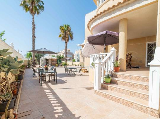 Segunda mano - Chalet - Torrevieja - Torretas