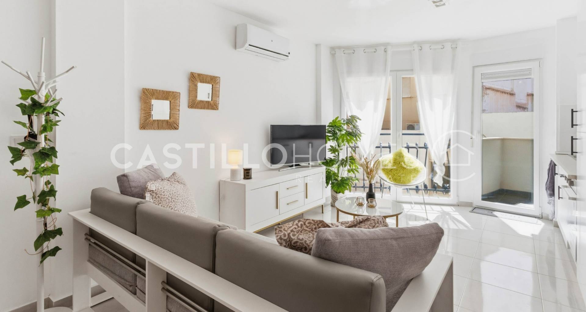 Segunda mano - Estudio - Torrevieja - Centro