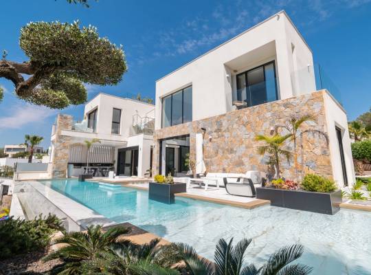 Villa - Resale - Las colinas - Las colinas golf