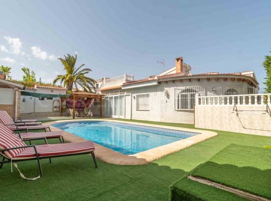 Villa - Resale - Rojales - CH1021