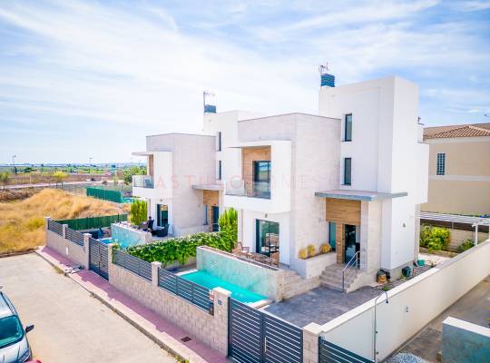 Villa - Resale - Rojales - CHX471